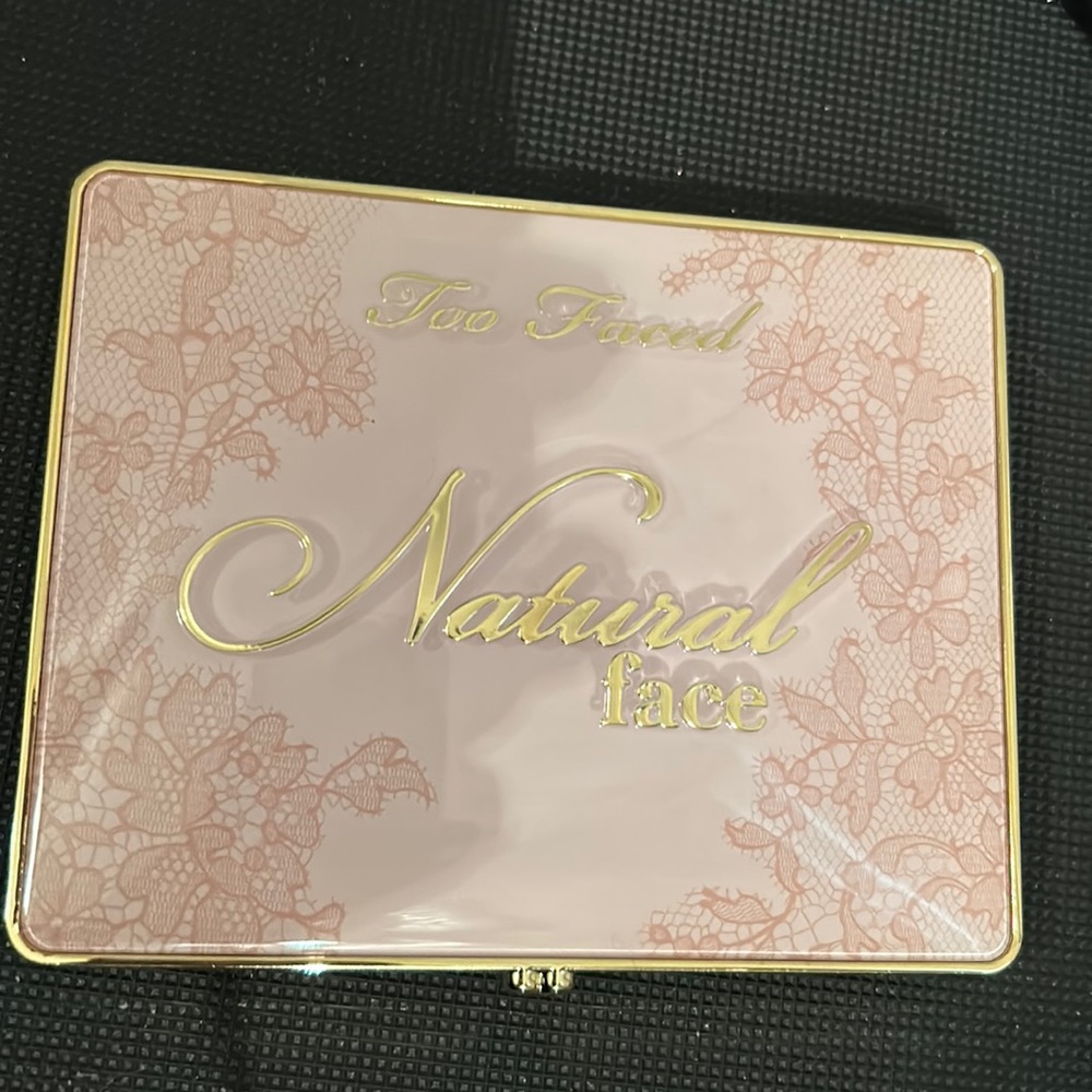 Too Faced Natural Face Blush~Highlight~Bronze Makeup Palette